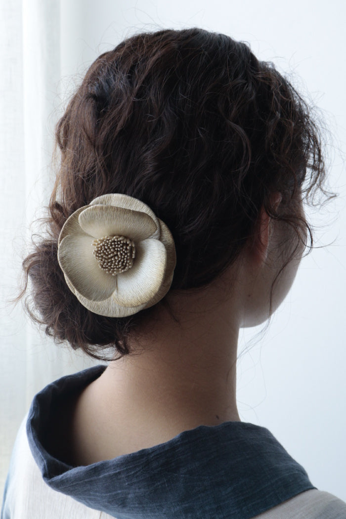 静舞・深枯 (emi takazawa):ブローチ|髪飾り