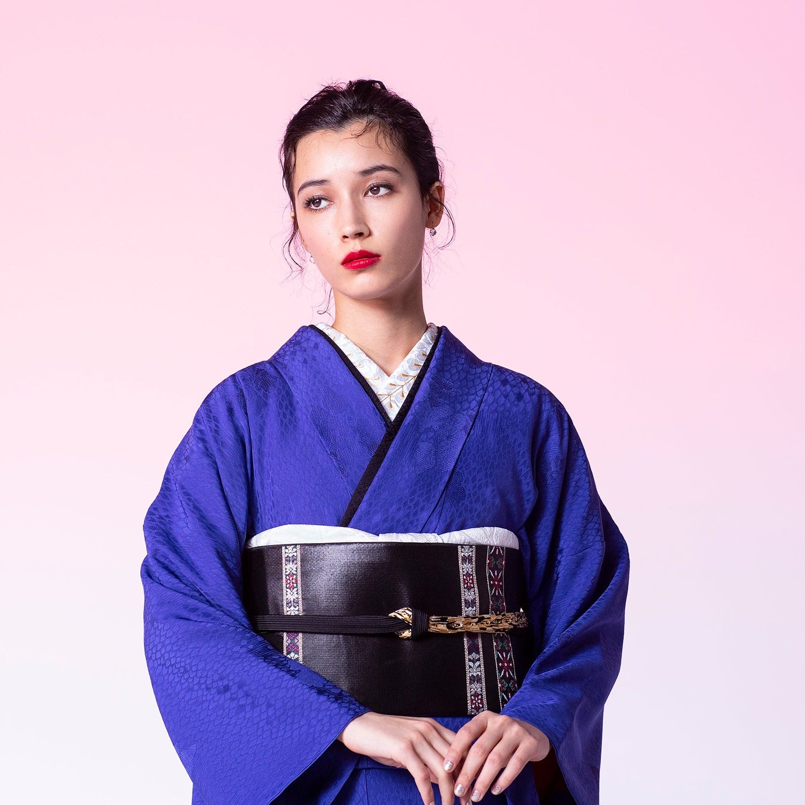 振袖購入|色無地振袖 【幸縫取鱗】