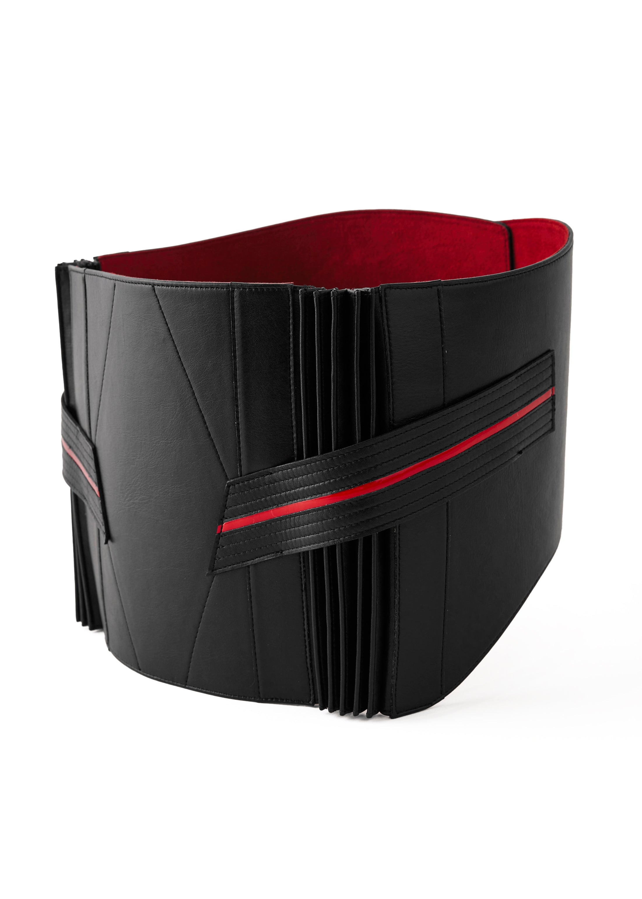 黒:帯ベルト|レザー