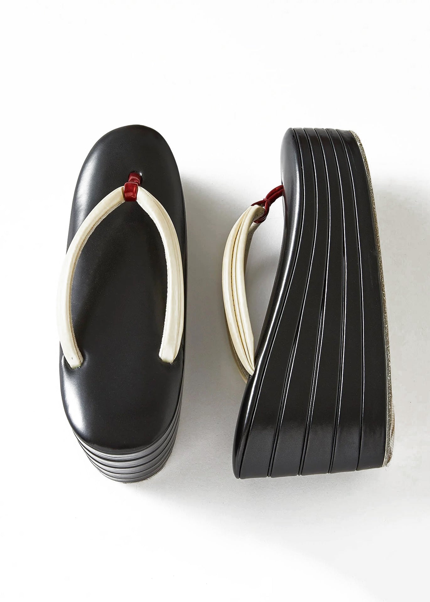 五段草履 本革×エナメル(神田胡蝶×KAPUKIオリジナル):草履