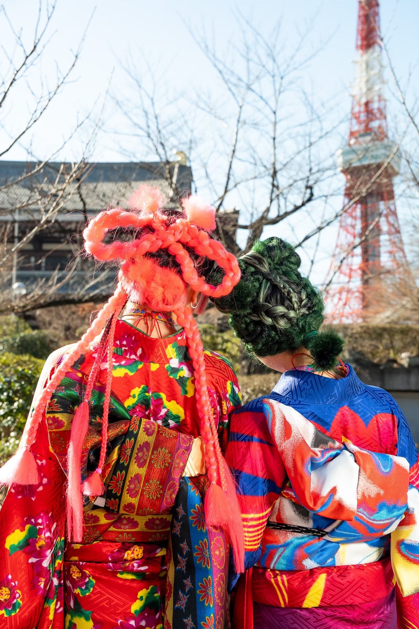 成人式振袖レンタル|瑠璃蓮背面図