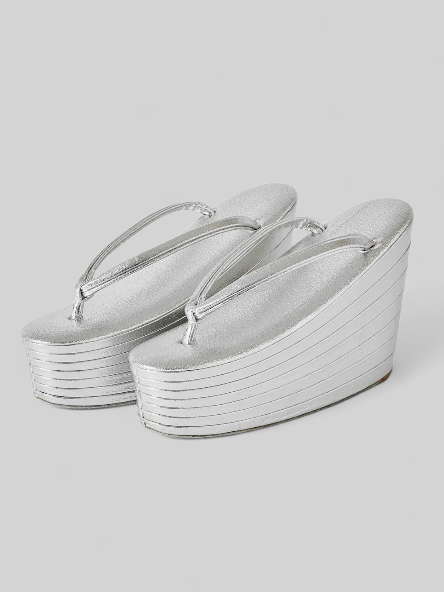 七段厚底草履 シルバー(KAPUKIオリジナル):草履