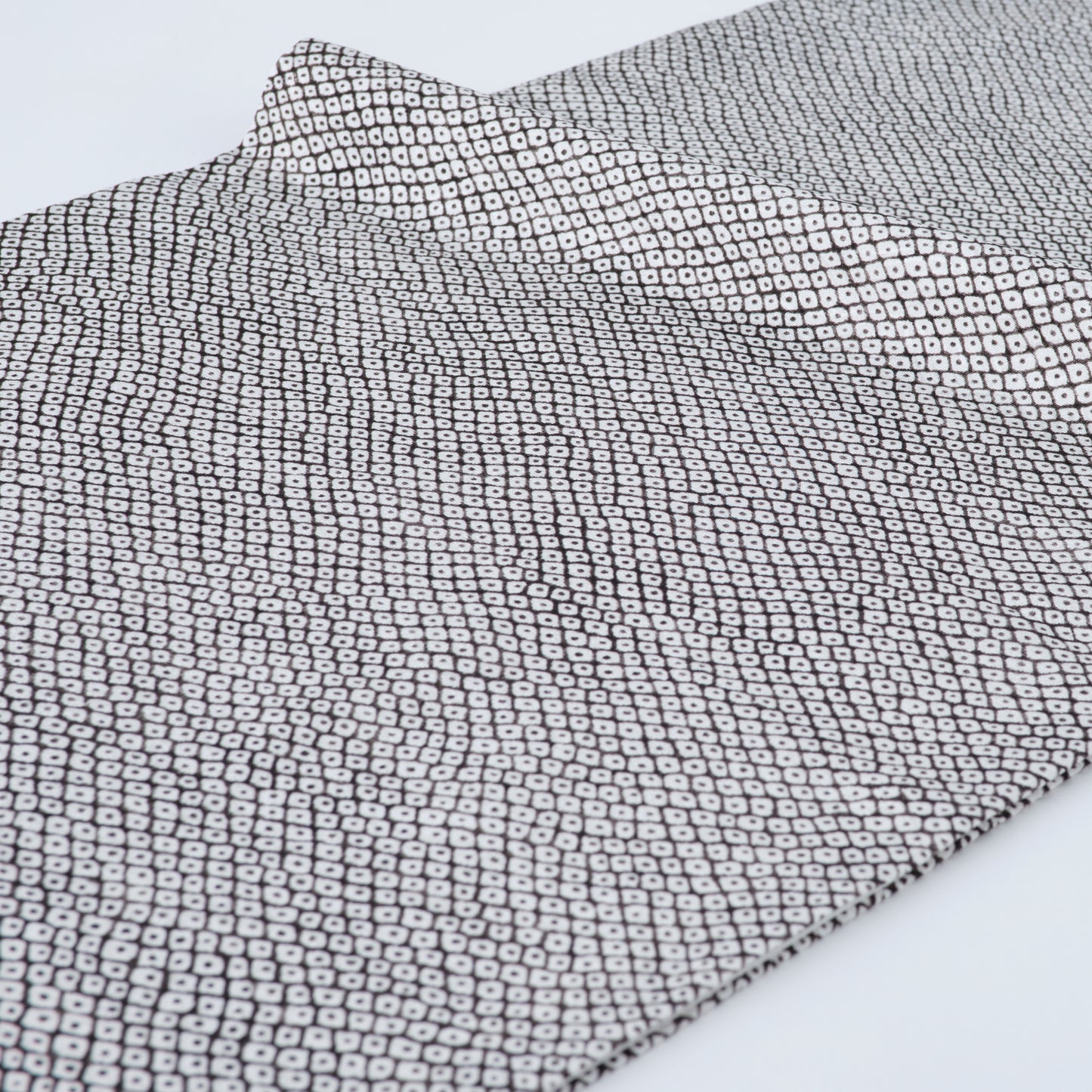 すり疋田 墨黒|手染め友禅 (コピー)