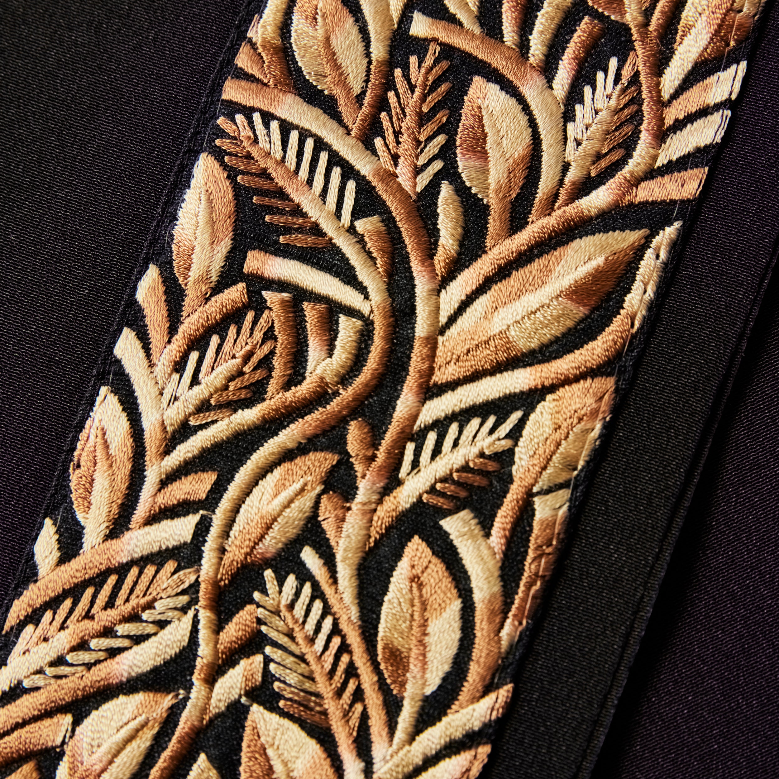 半衿 KAPUKIオリジナル 刺繍半衿