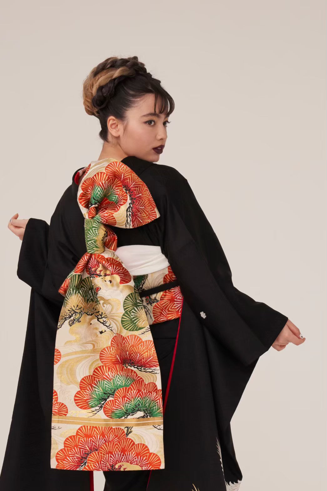 2025 Coming-of-age ceremony rental "Phoenix with black crest"