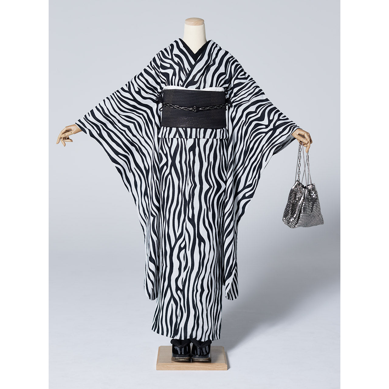 Zebra (袋帯):2026年成人式振袖レンタル