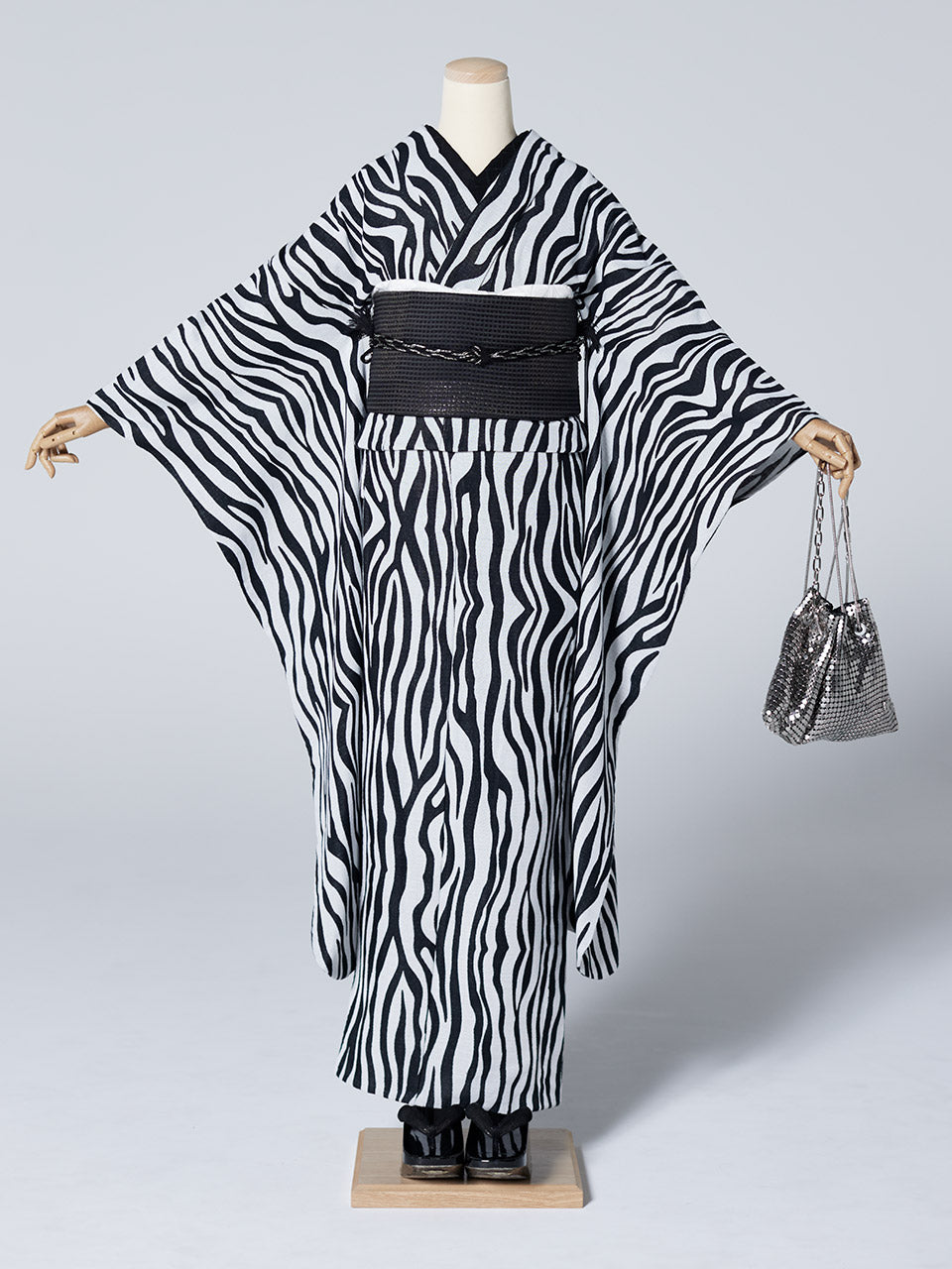 Zebra (袋帯):2026年成人式振袖レンタル