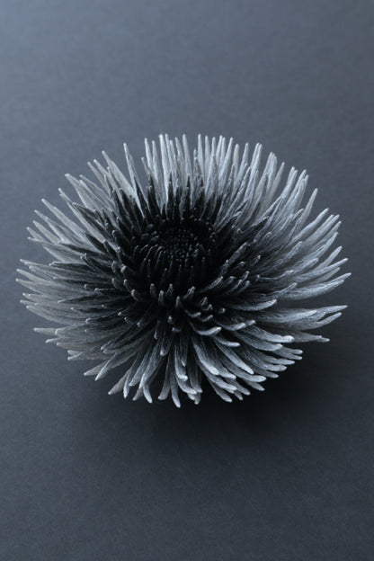 光・淡墨 (emi takazawa)：ブローチ｜髪飾り