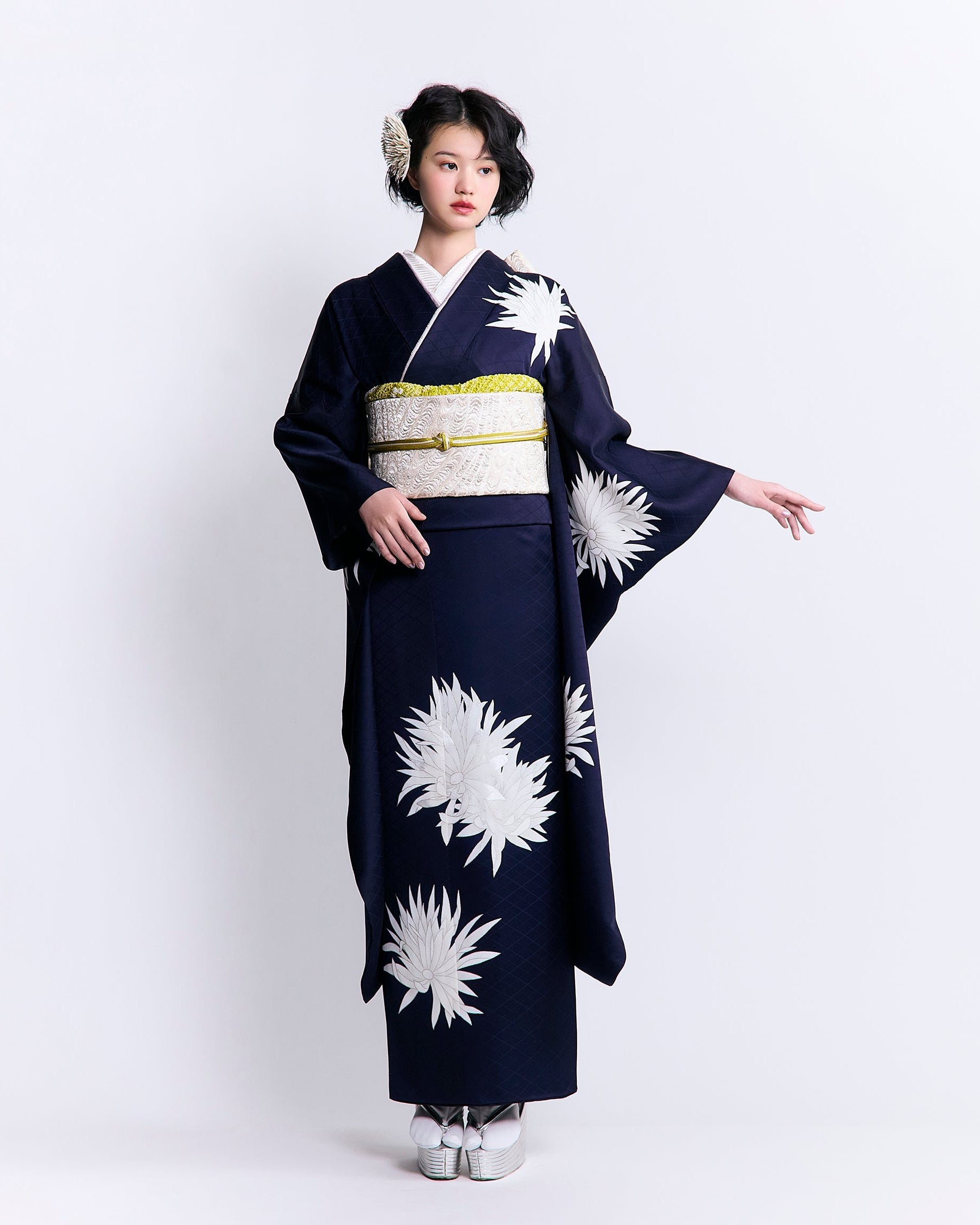 成人式振袖レンタル｜月照乱華 紺