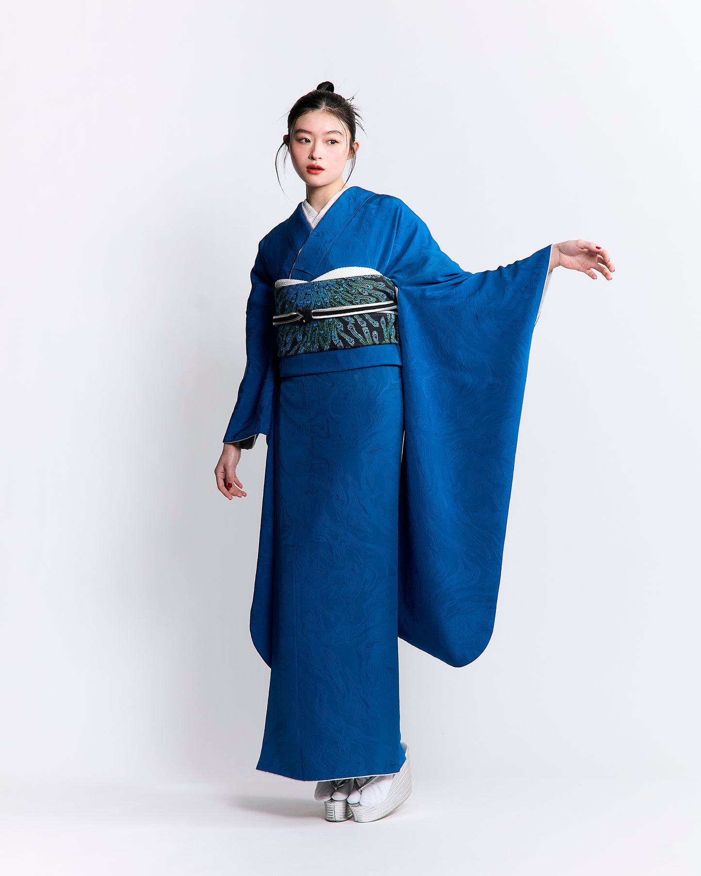 振袖購入｜色無地振袖 【孔雀浅葱】