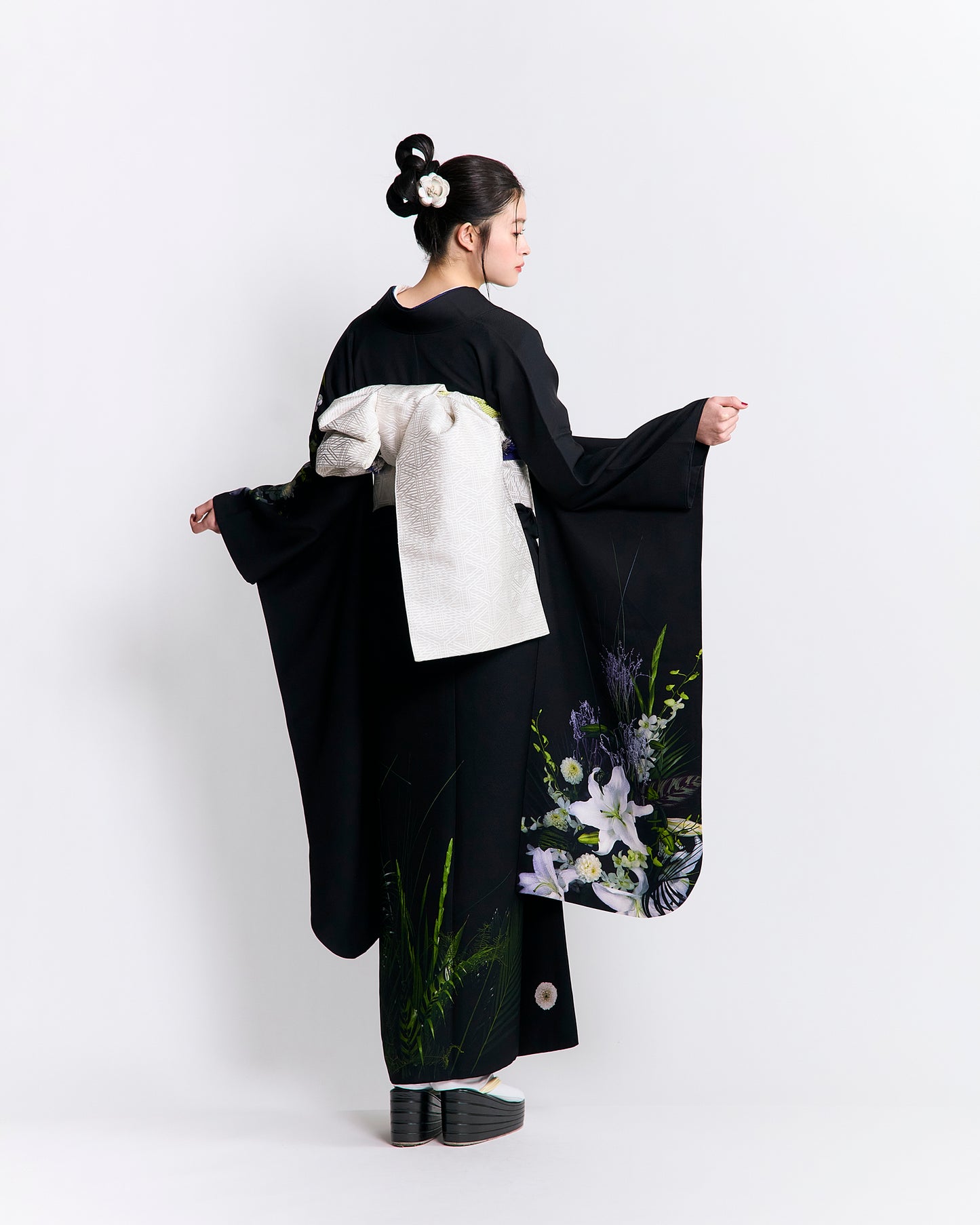 成人式振袖レンタル｜百合