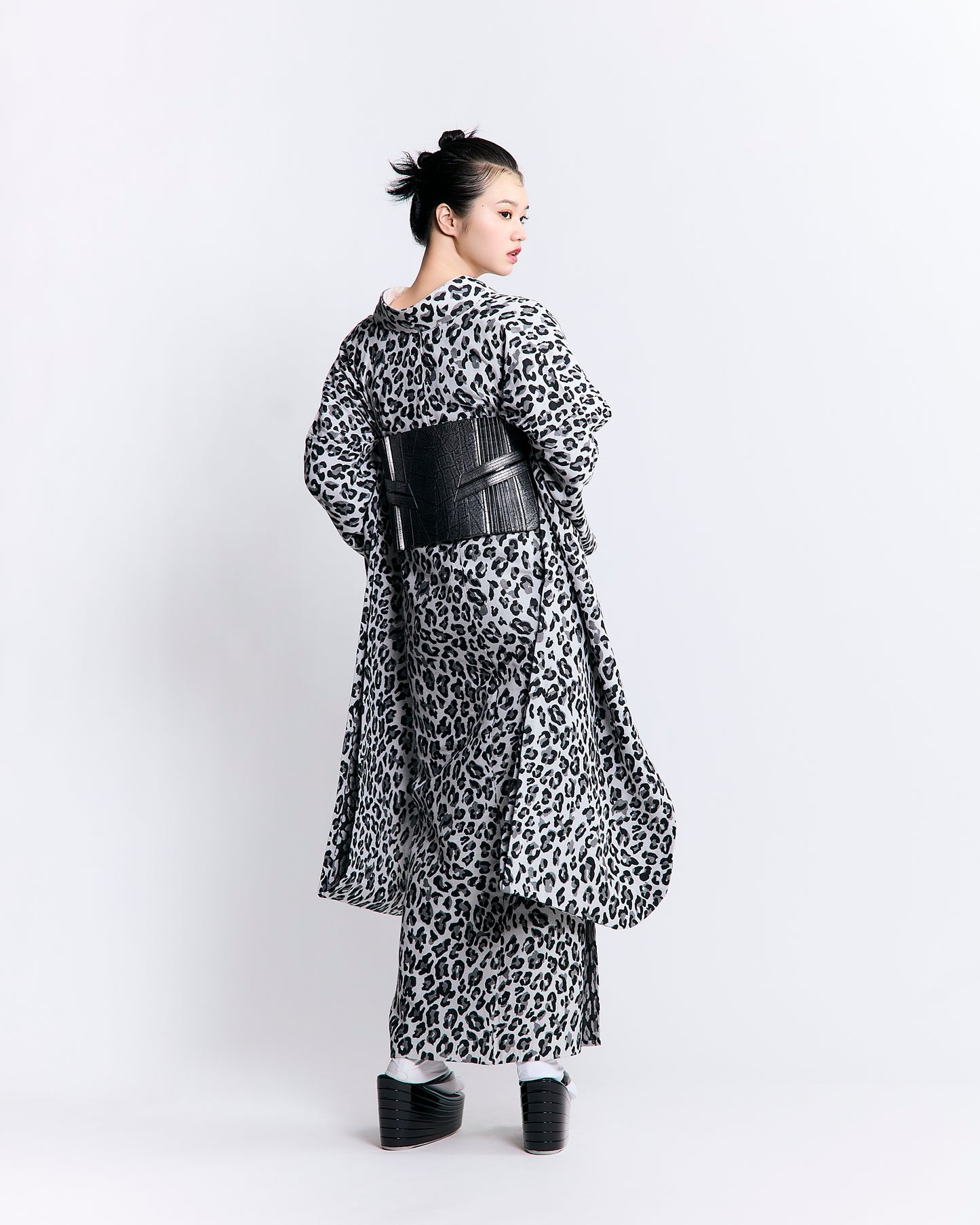 成人式振袖レンタル｜Leopard × 帯ベルト