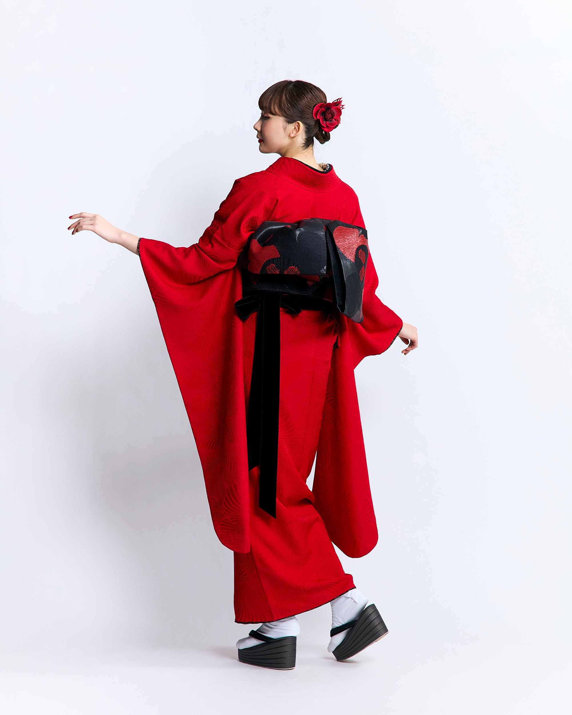 成人式振袖レンタル｜線牡丹 × 黒丹かつら