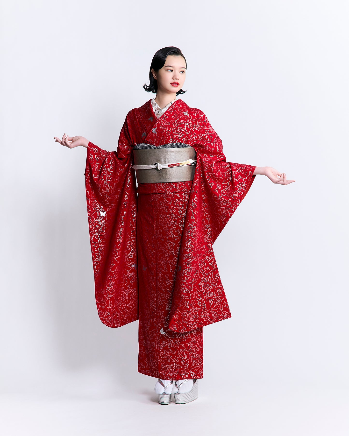 蝶乱舞 赤｜手染め友禅