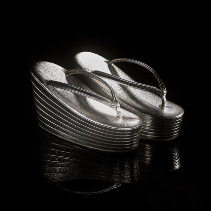 七段厚底草履 シルバー（KAPUKIオリジナル）：草履