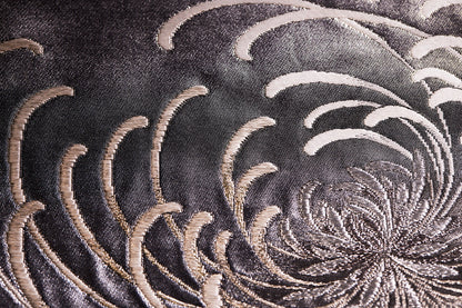 蝶乱舞 白：2027年成人式振袖レンタル