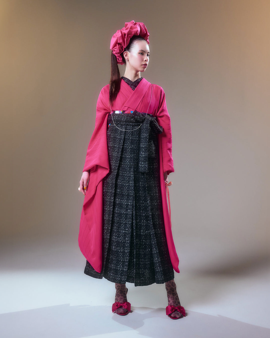 恋牡丹 × ツイードラメブラック | 卒業袴