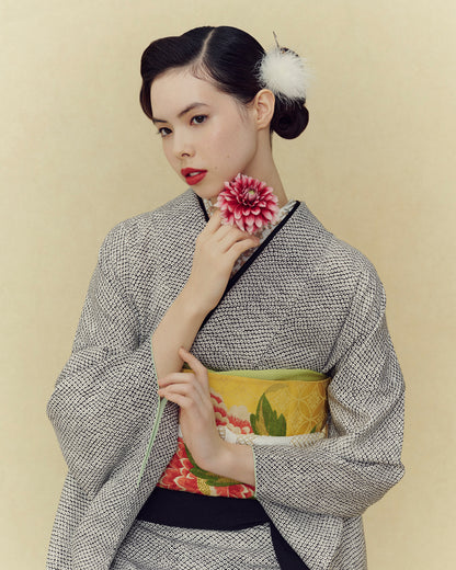 すり疋田 墨黒：2027年成人式振袖レンタル