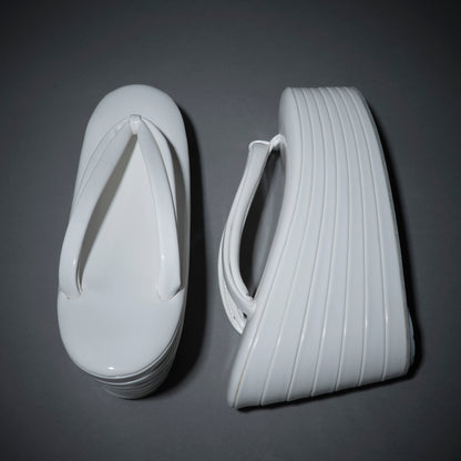 七段厚底草履 エナメルホワイト（KAPUKIオリジナル）：草履