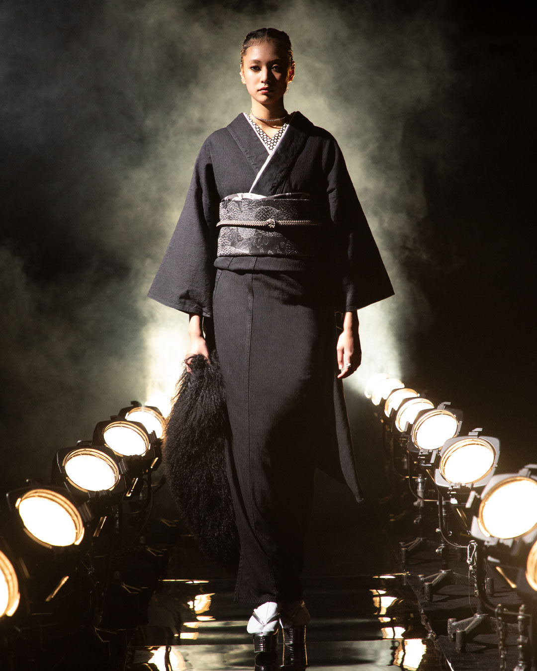 ブラック：デニム振袖 KAPUKIオリジナル