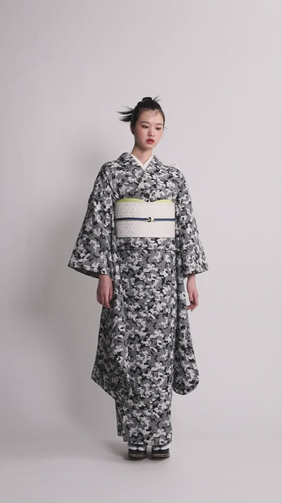 Cotton Furisode Monochrome [Mosaic] – 振袖KAPUKI