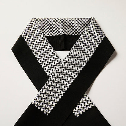 半衿 刺繍 「鹿子」 黒黒