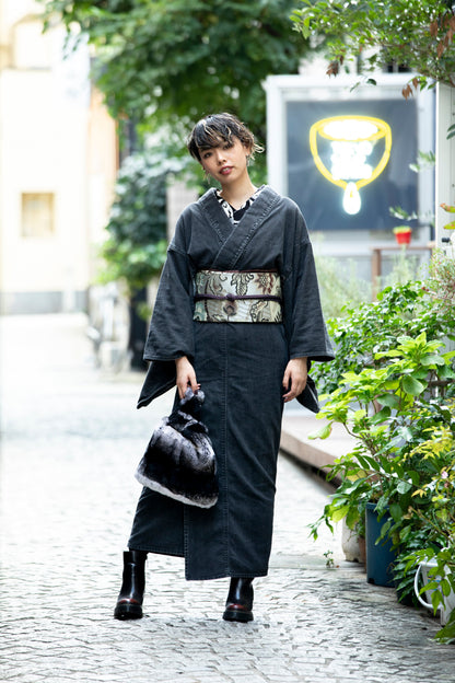 半衿 KAPUKI×西岡ペンシル 「蛇と髑髏]