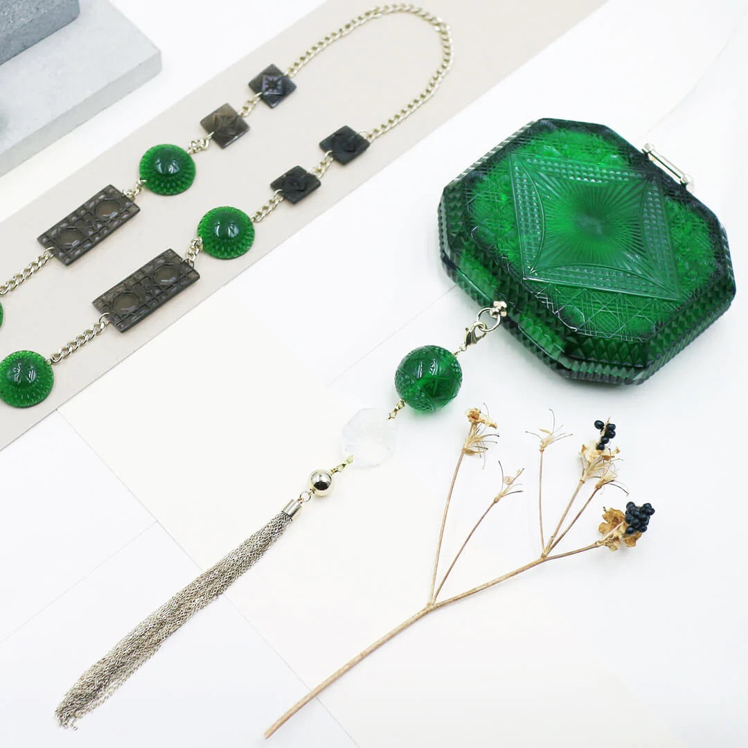 Bag DOUGLASPOON [Hand Carved Octagon Clutch] Emerald Green