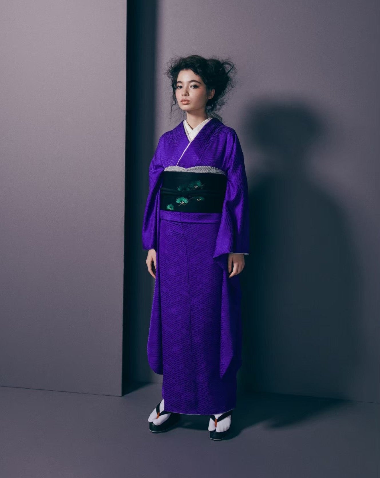2025年 成人式振袖レンタル 「紗綾形 紫」