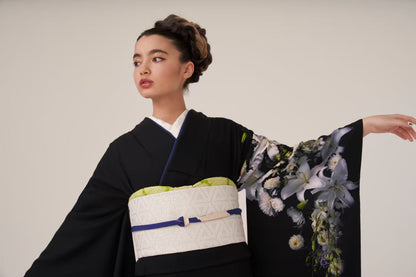 百合：2026年成人式振袖レンタル