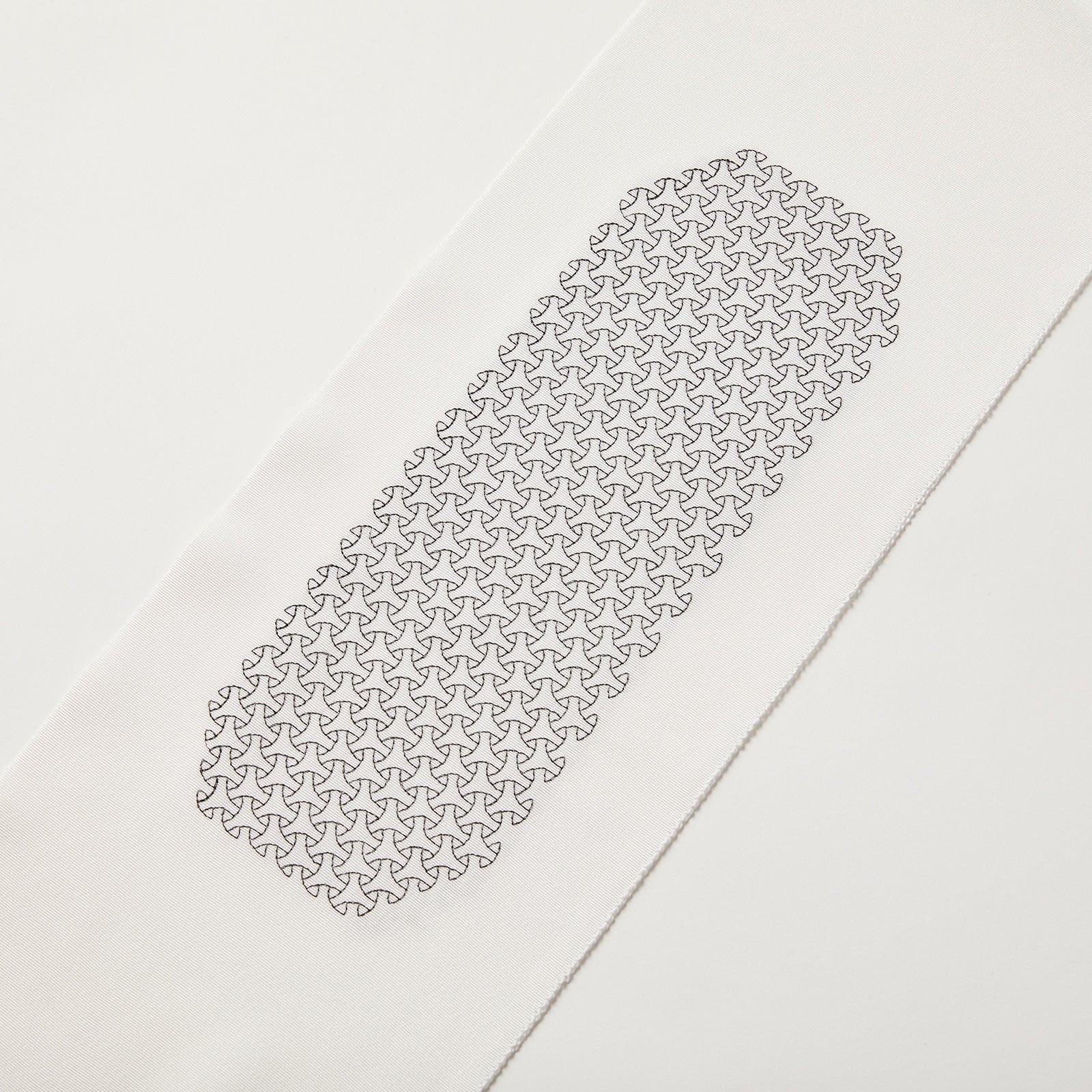 半衿 KAPUKI×衿秀 「組技」 白地/黒